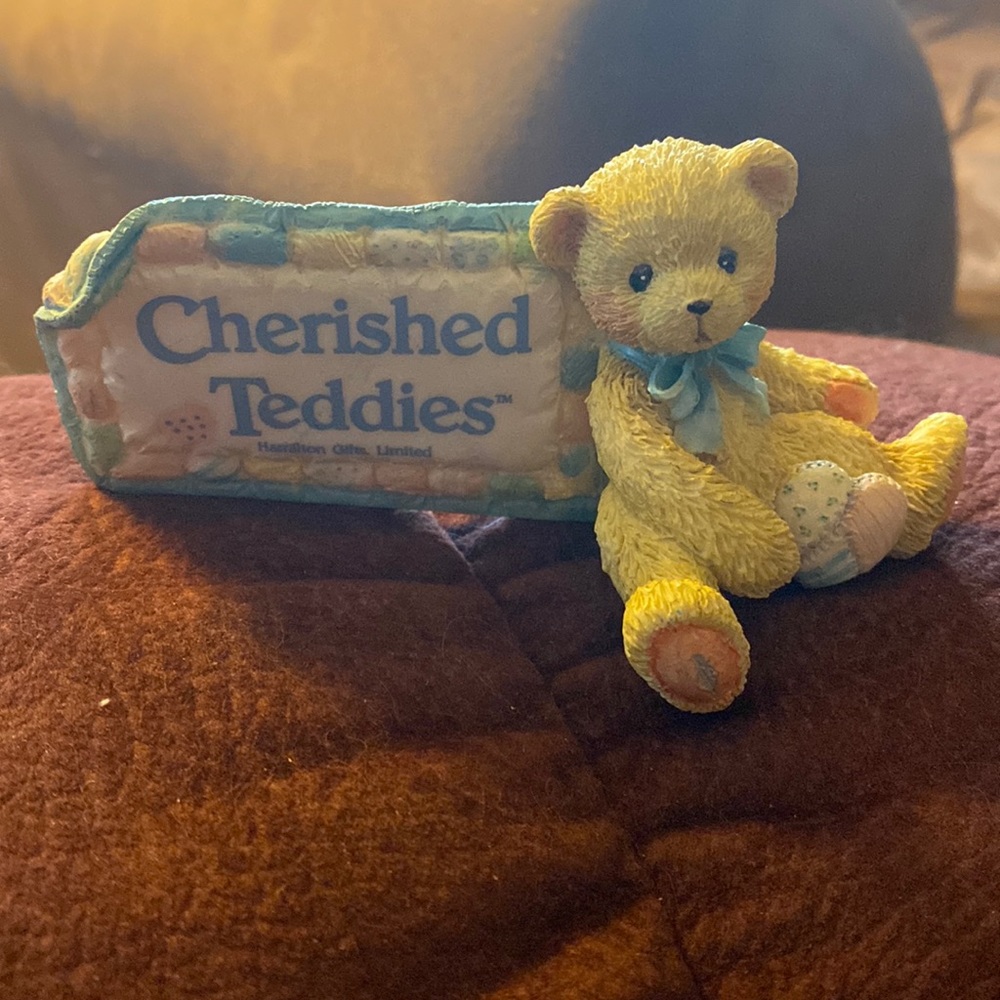 Cherished Teddies sign